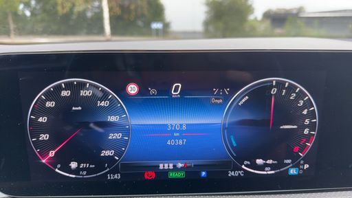 Mercedes Classe CLA Coupe 250e 218 8G-DCT - AMG Line – 2024 – 40387 km – Hybride rechargeable – Boîte Robotisée — photo 18