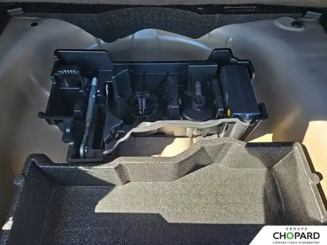Peugeot 2008 puretech 100 s&amp;s bvm6 — photo 29