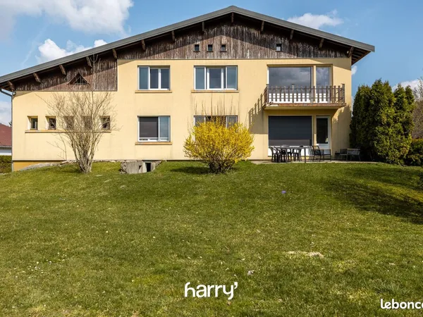 Propriété 10 pièces 192 m²