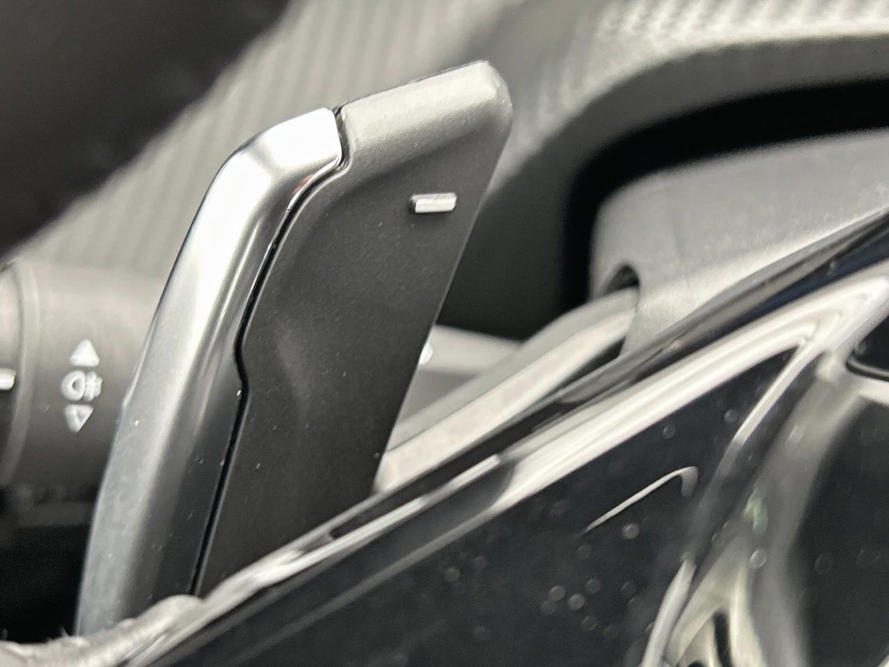 Peugeot 2008 hybrid 136 e-dcs6 active — photo 27