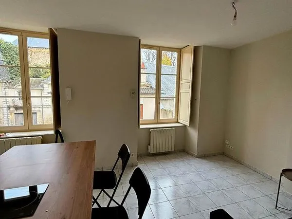T2 meublé de 28 m² - 445 CC- Plein centre