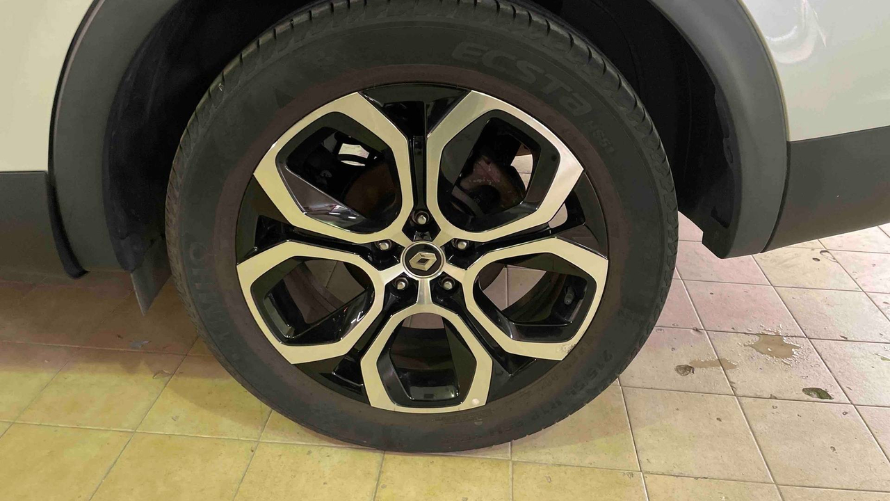 Renault Arkana E-Tech hybride 145 - 22 — photo 26