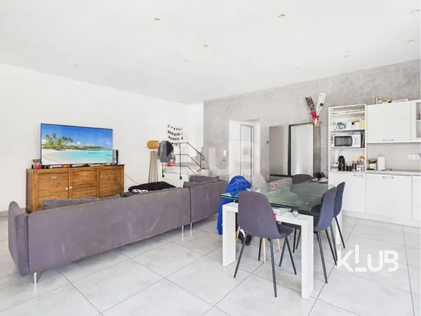 Appartement 3 pièces 110 m²