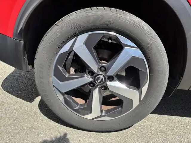 Nissan Qashqai mild hybrid 140 ch — photo 10