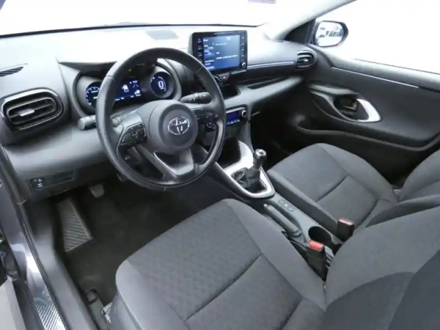 Toyota Yaris 120 vvt-i design — photo 10