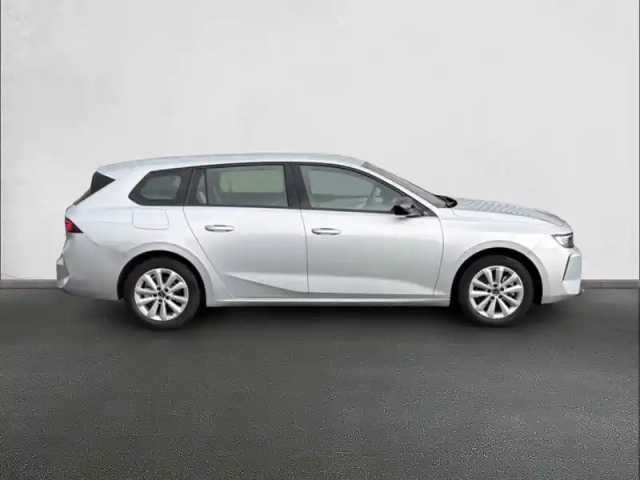 Opel Astra sports tourer 1.2 turbo hybride 145 ch e-dct6 — photo 22