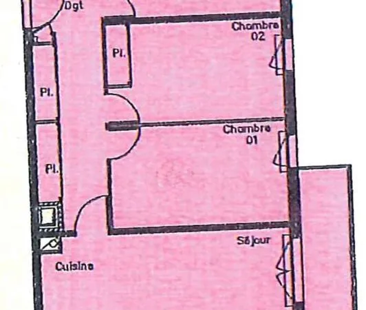 Bel appartement 4 pièces de 87m2 avec balcon, box et parking - CHARTRES