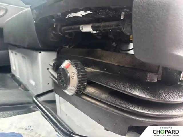 Mercedes Sprinter chassis cab 514 cdi 37 3.5t rwd — photo 18