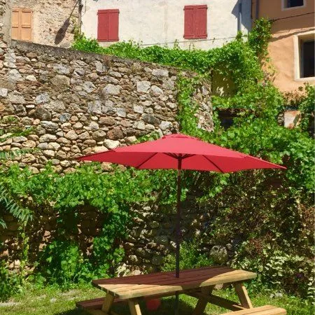 Maison de charme avec grand jardin et vue exceptionnelle Sahorre