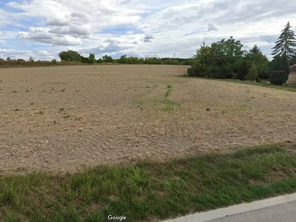 Terrain 800 m²