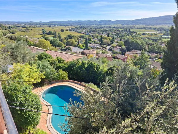 Maison avec piscine et vue panoramique
