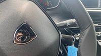 Peugeot 2008 1.2 Hybrid 110ch Style e-DCS6 — photo 24
