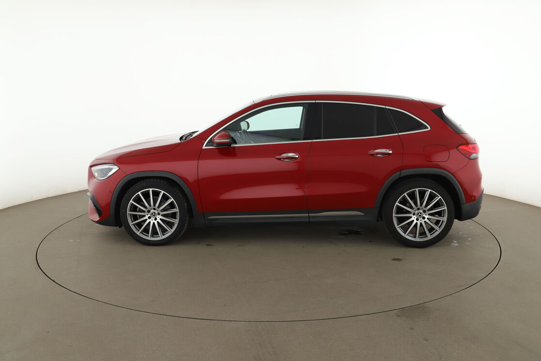 Mercedes-Benz GLA 200 d AMG Line DCT — photo 2