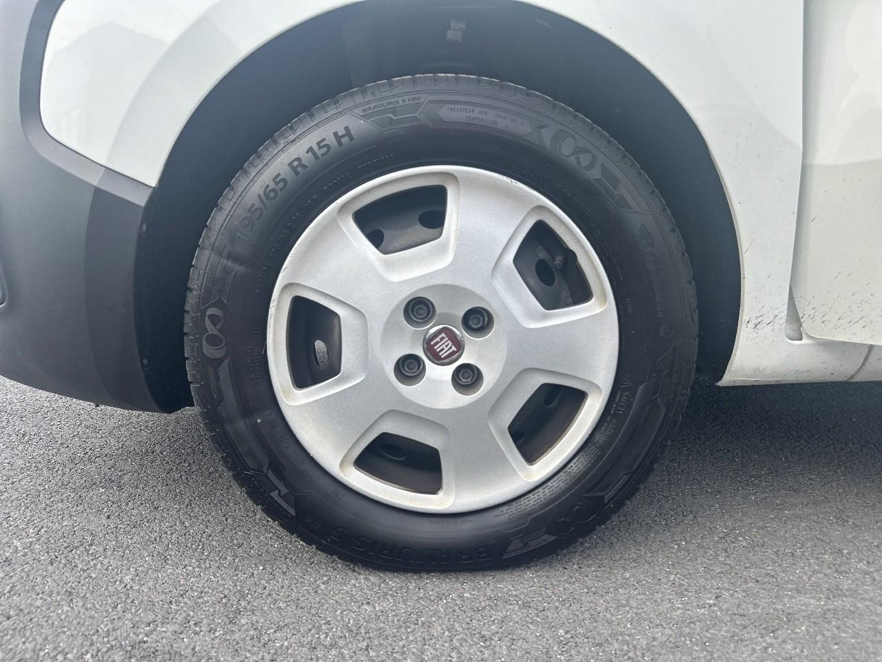 Fiat Fiorino 1.3 multijet 80ch pro lounge — photo 11