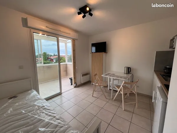Appartement Location Saint-Vincent-de-Paul 1p 27m² 490€