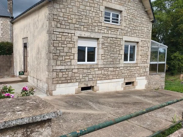 Maison Location Saint-Gérand 3p 110m² 790€