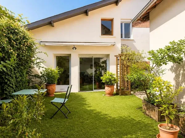 Maison 7 pièces 192 m²