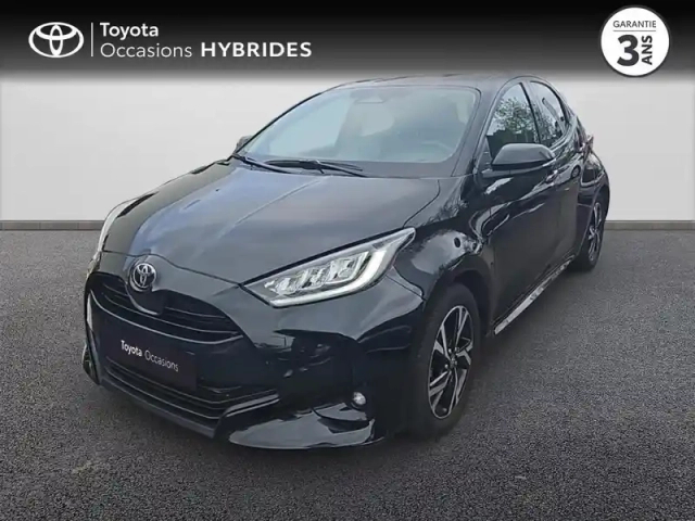 Toyota Yaris 116h design 5p mc24