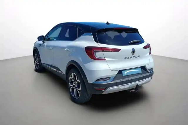 Renault Captur tce 90 - 21 — photo 4
