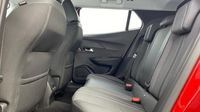 Peugeot 2008 1.2 PureTech 130ch S&S Allure Pack — photo 10