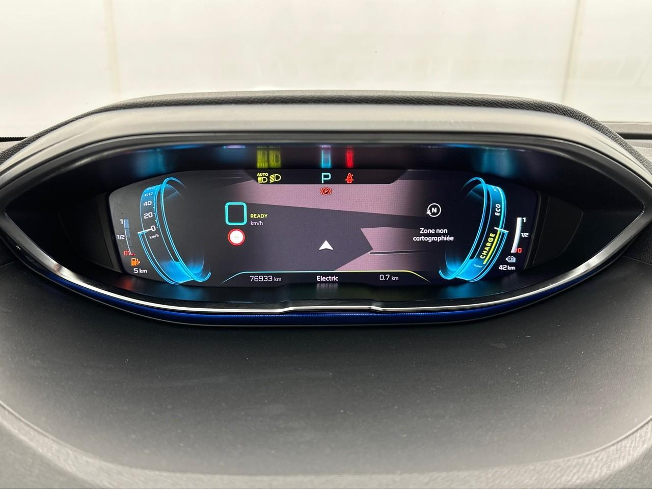 Peugeot 3008 hybrid 225 e-eat8 gt — photo 22