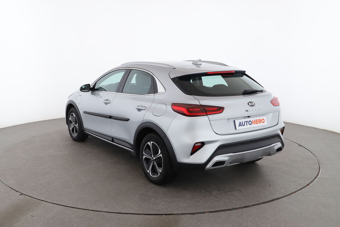 Kia XCeed 1.6 GDi ISG PHEV Active DCT6 — photo 3