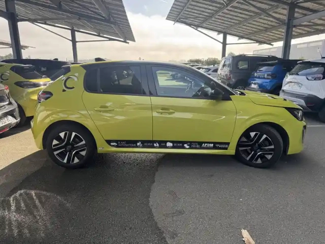 Peugeot 208 puretech 100 s&amp;s bvm6 — photo 21