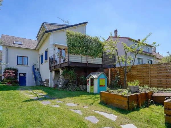 Maison 6 pièces 148 m²