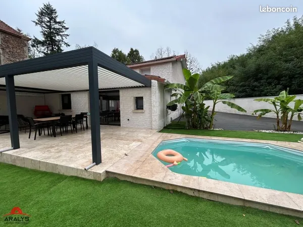 Maison 6 pièces 140 m²