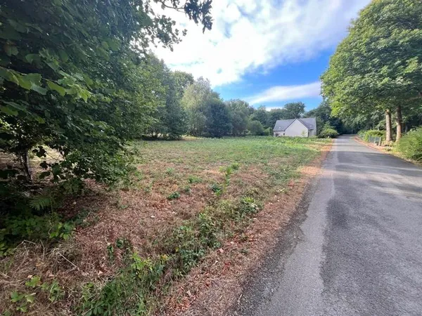 Terrain 1652 m²