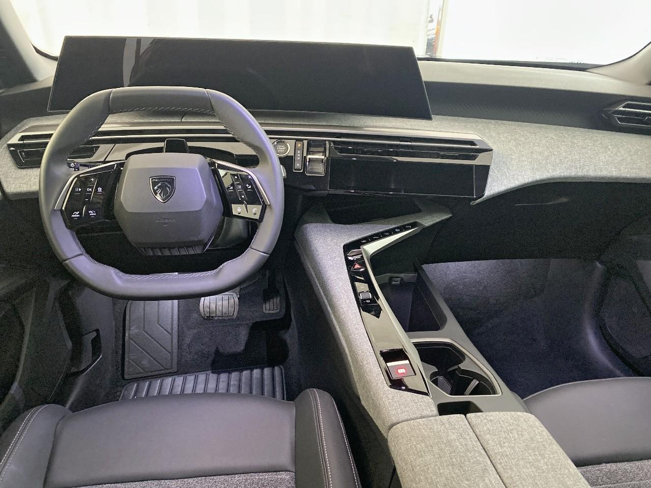 Peugeot 5008 hybrid 145 ch e-dcs6 allure — photo 8
