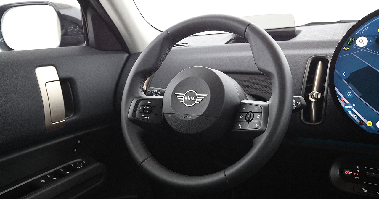 Mini Countryman — photo 17