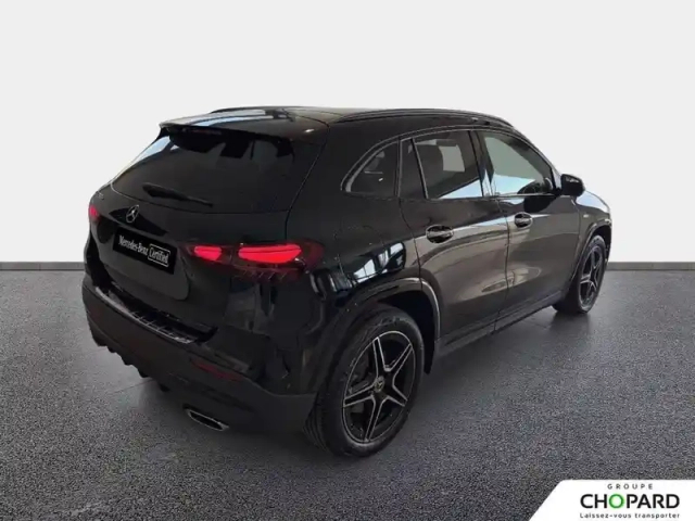 Mercedes Gla 250 e hybrid eq 8g-dct — photo 3