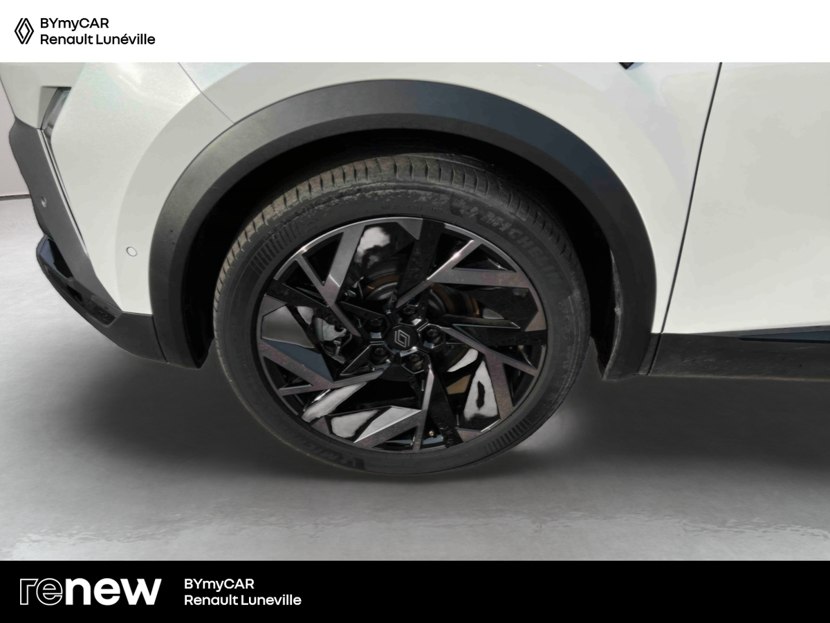 Renault Captur E-Tech full hybrid 145 ch — photo 14