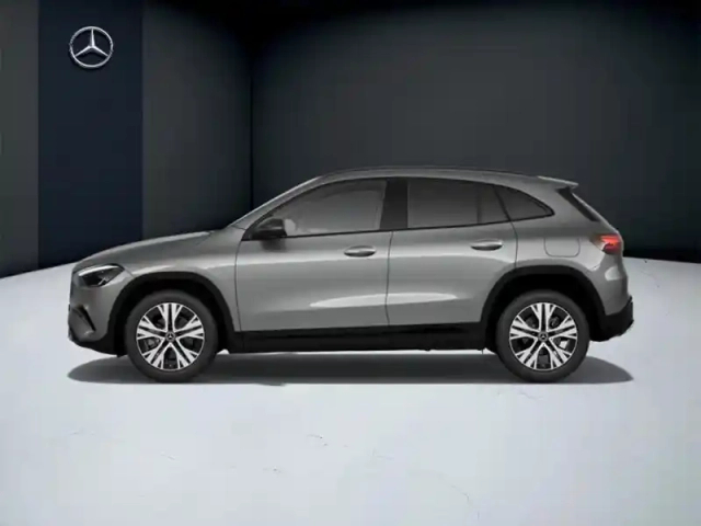 Mercedes Gla 200 d progressive line — photo 2