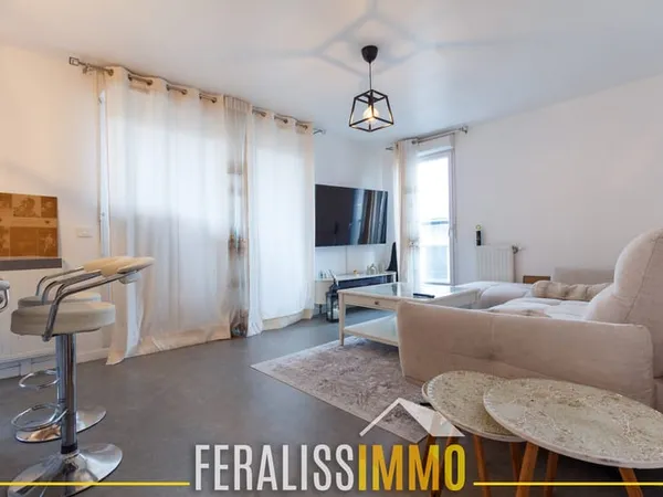 À louer : appartement F3 dans résidence récente, proche des