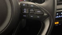 Toyota Yaris 116h Design 5p MC24 — photo 25