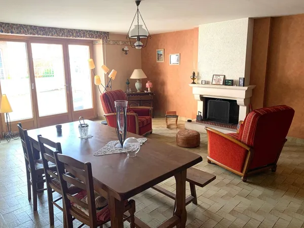 Maison 6 pièces 121 m²