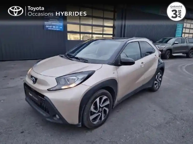 Toyota Aygo x 1.0 vvt-i 72ch design my24 — photo 9