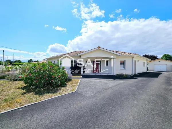 MAISON CONTEMPORAINE DE 157 M² À PAREMPUYRE