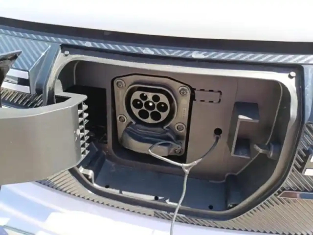 Dacia Spring 65ch extreme — photo 10