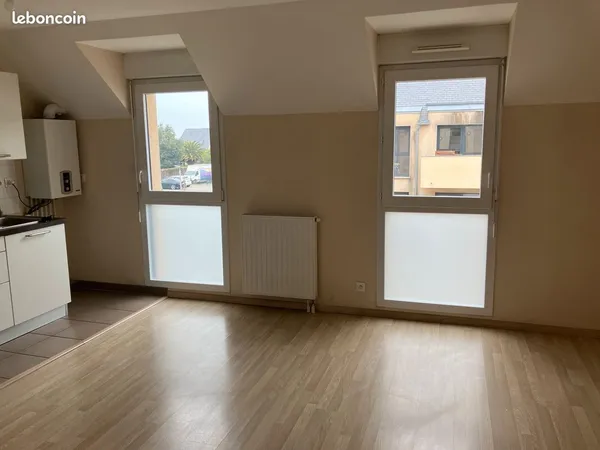 Studio à louer à l'année