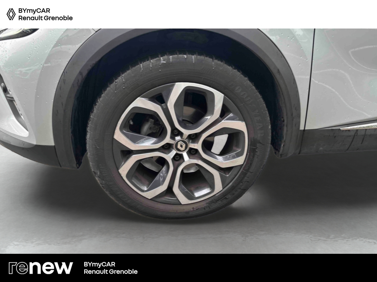 Renault Captur mild hybrid 140 — photo 14