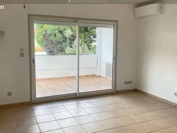 Appartement - 1 pièce (27 m2) + Terrasse