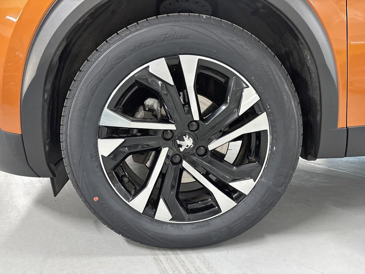 Peugeot 2008 puretech 100 s&s bvm6 allure — photo 11