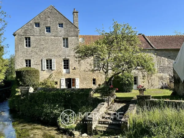 Entre Caen et la mer, maison de caractère
