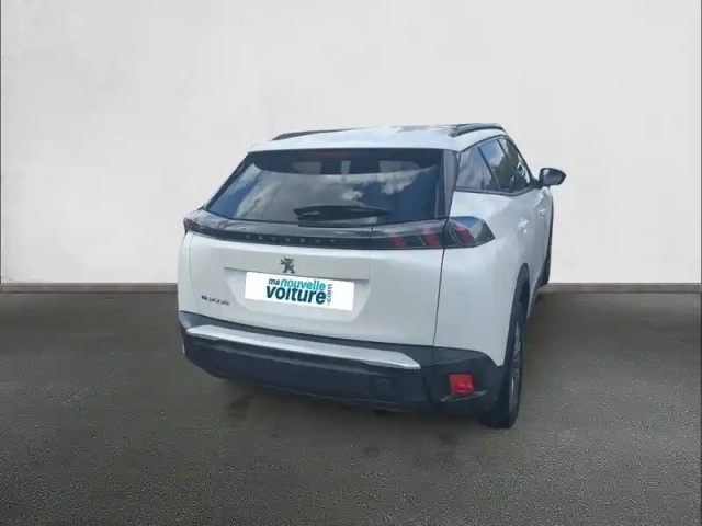 Peugeot 2008 electrique 136 ch — photo 5