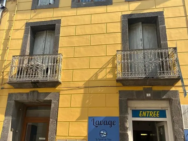 Immeuble de rapport 9 pièces 150 m²