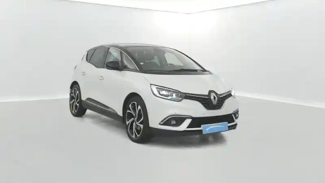 Renault Scenic blue dci 120 — photo 17