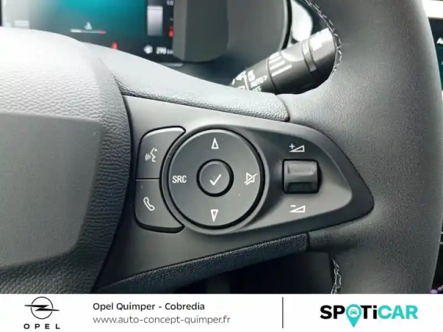 Opel Corsa 1.2 turbo 100ch gs — photo 9